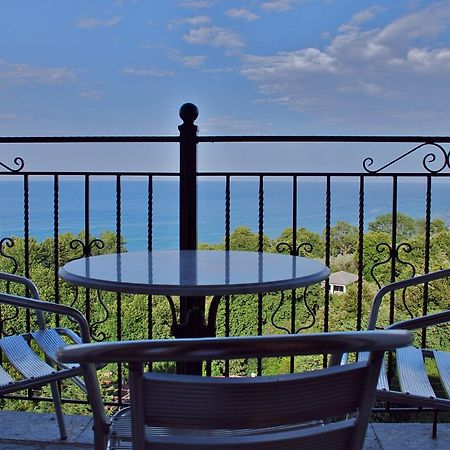 Hotel Agnadi - Horefto Kültér fotó
