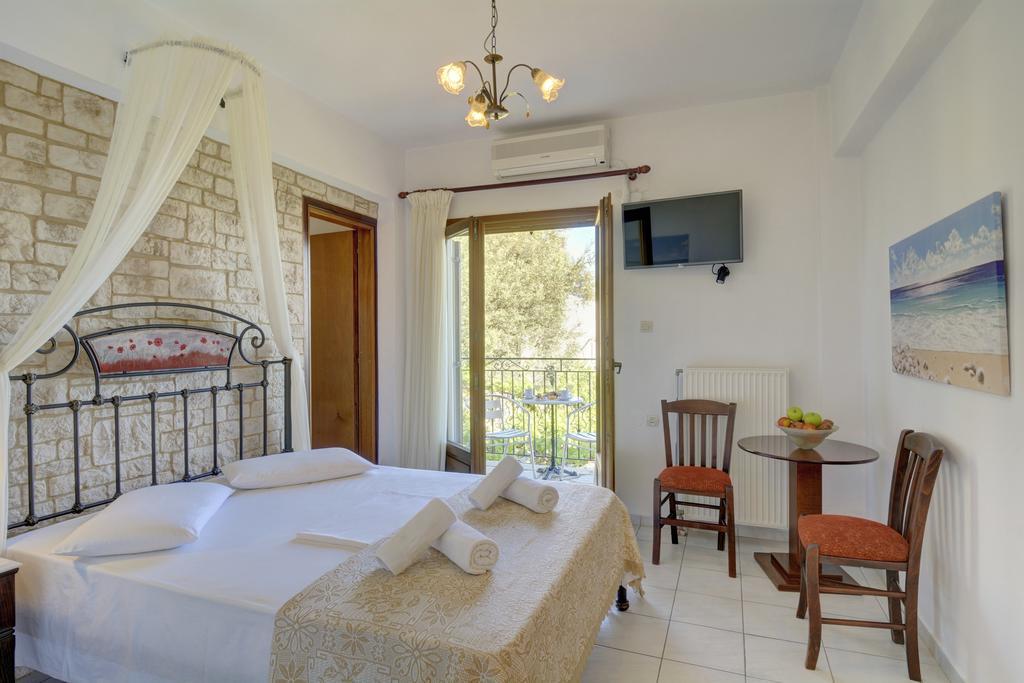Hotel Agnadi - Horefto Kültér fotó