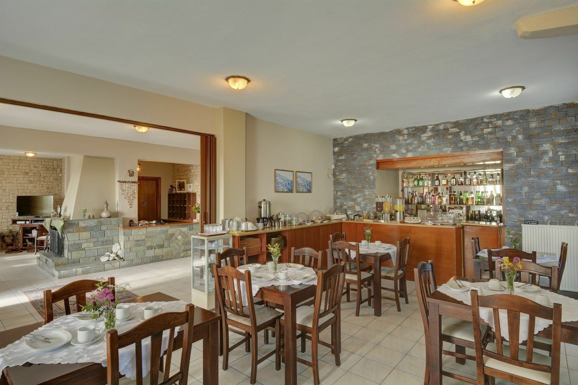 Hotel Agnadi - Horefto Kültér fotó